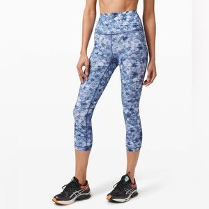 Lululemon Run with the Waves Crop 21"